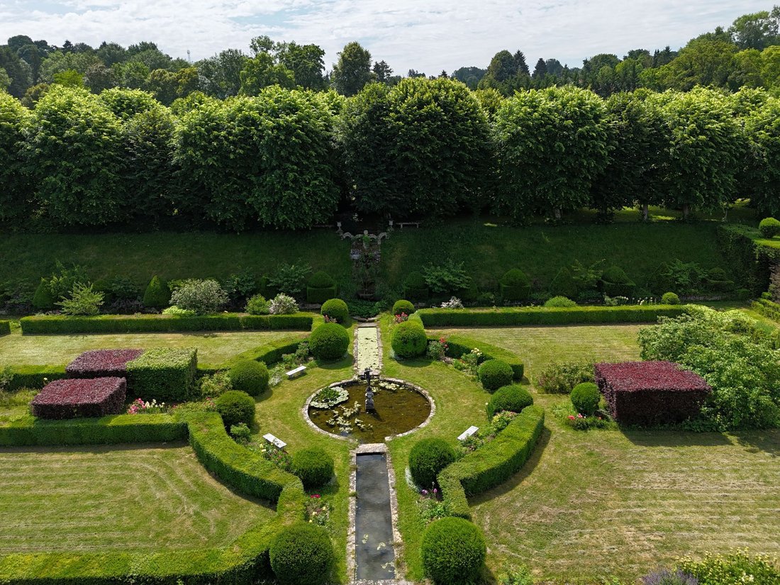 A Renaissance Dream: 26 Hectares of Timeless Elegance Near Paris