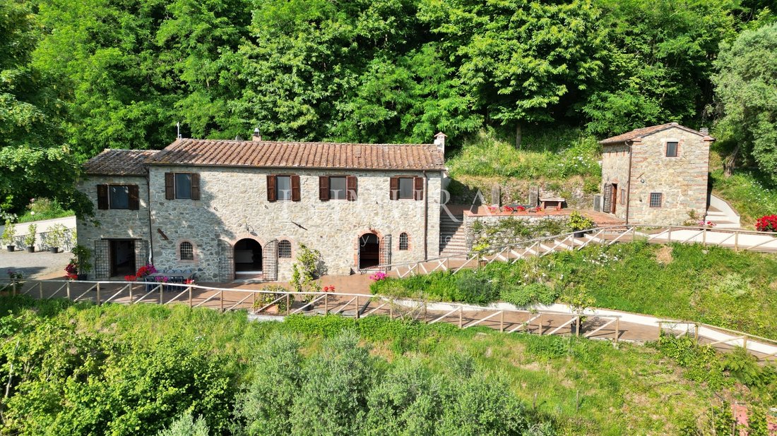 Country House in Villa Basilica, Tuscany, Italy 2 - 15790538