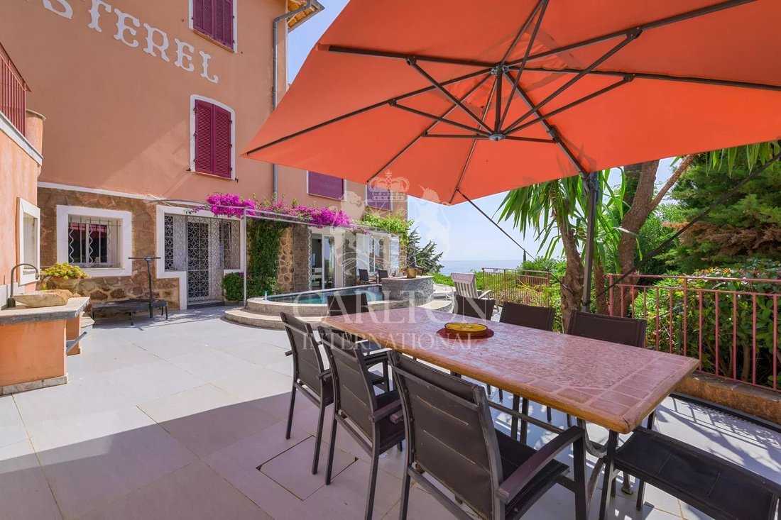 Villa in Le Dramont-Agay-Anthéor-Le Trayas, Saint-Raphaël, France 2 - 15790547