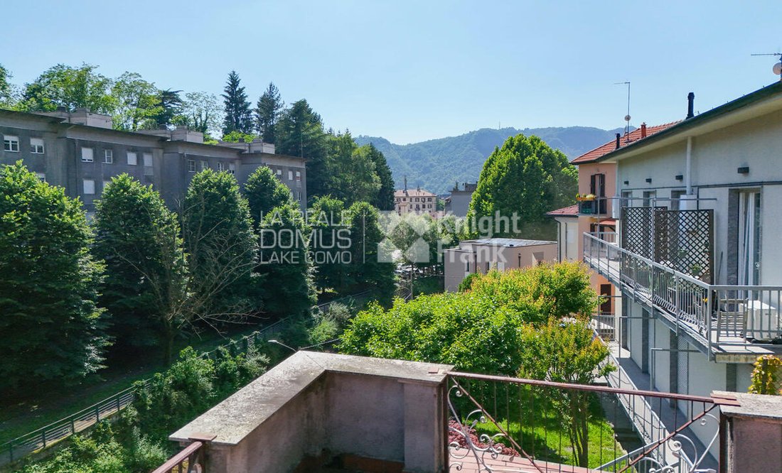 House in Camnago Volta, Como, Lombardy 4 - 15790610