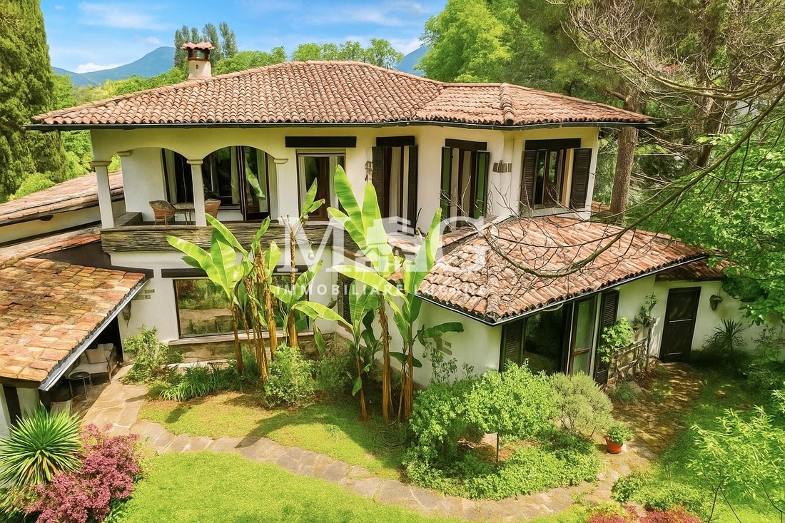 Villa in Collina d'Oro, Tessin, Schweiz 1 - 15697535