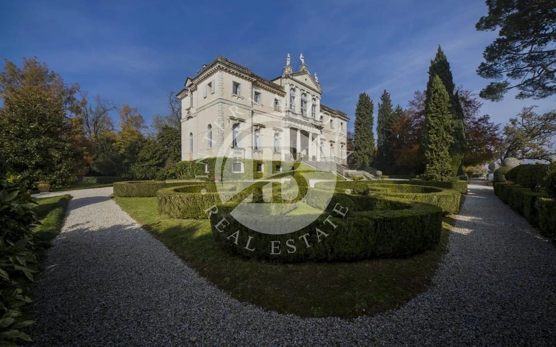 Villa in City Center, Conegliano, Veneto 3 - 15790637