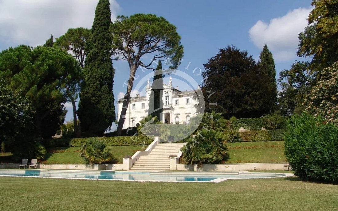 Villa in City Center, Conegliano, Veneto 2 - 15790637