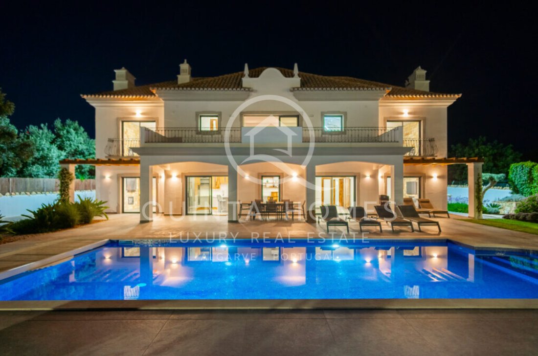 Villa in Santa Barbara de Nexe, Algarve, Portugal 1 - 15790816