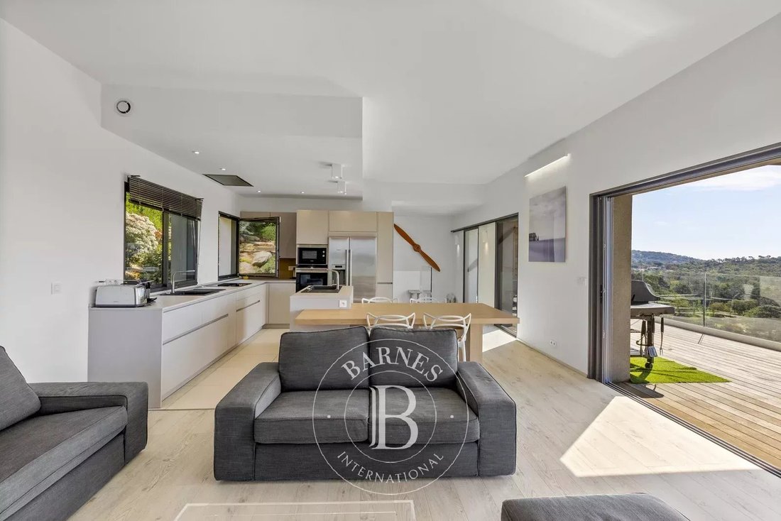 Villa in Zonza, Corsica, France 5 - 12952709
