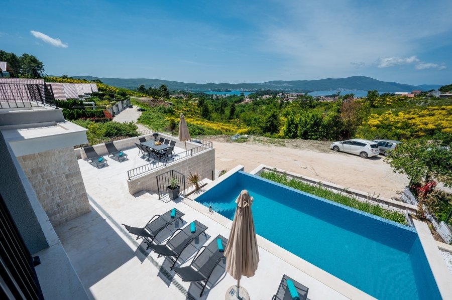 Villa in Mrčevac, Montenegro 4 - 15791220