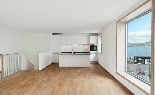 Condo in Villeneuve, Vaud, Switzerland 1