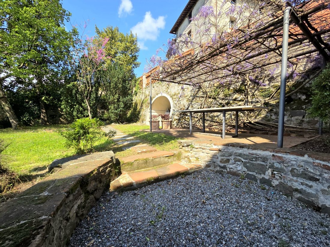 Townhouse in Historic Center, Lucca, Tuscany 4 - 15792617
