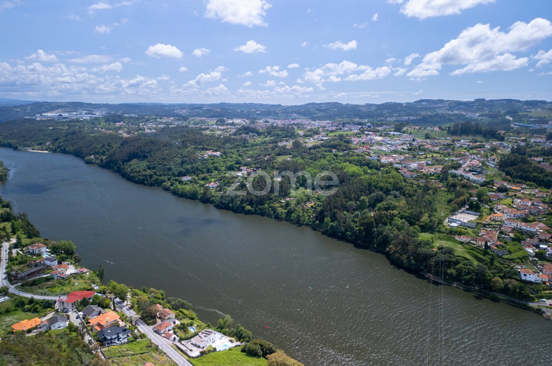 Land in Gondomar (Sao Cosme), Valbom e Jovim, Porto District, Portugal 5 - 15687336