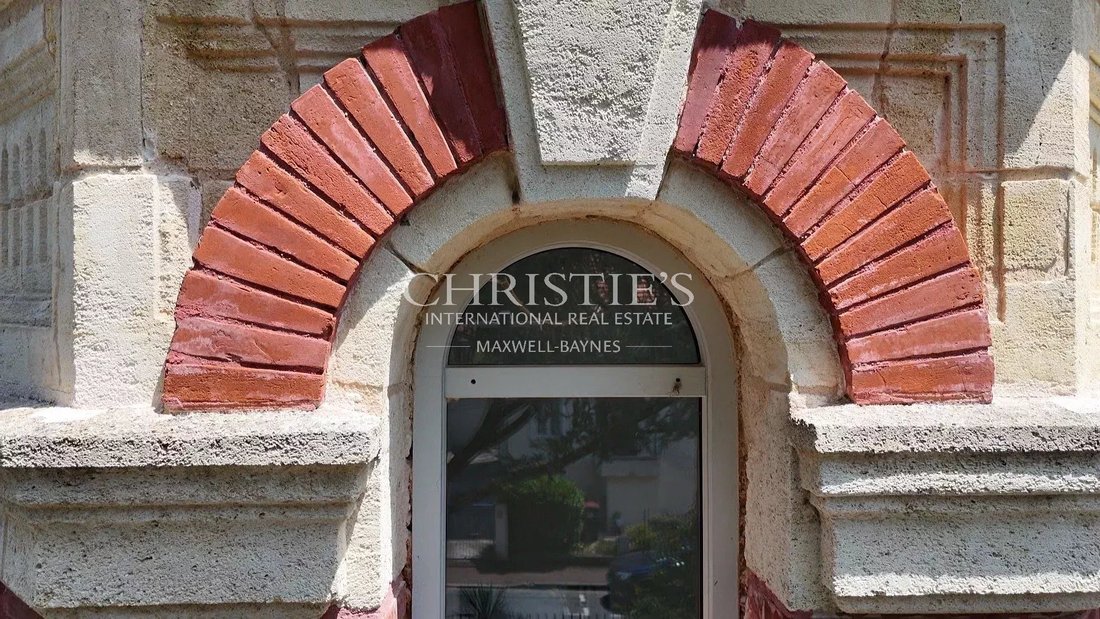 House in Bordeaux, Nouvelle-Aquitaine, France 5 - 15763869
