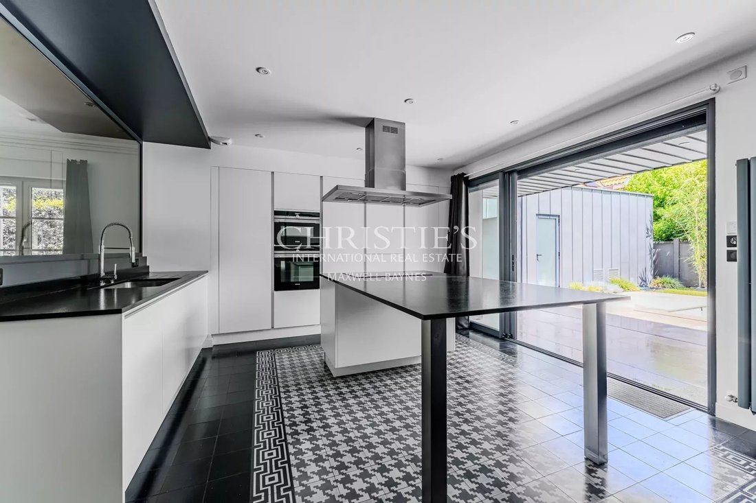 House in Grand Parc-Chartrons-Paul Doumer, Bordeaux, France 4 - 15763869