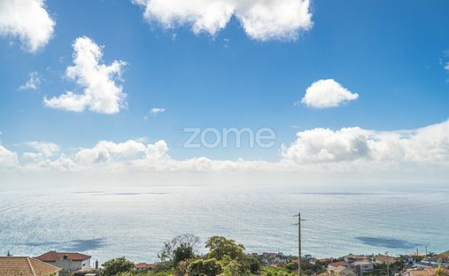 House in Arco da Calheta, Madeira, Portugal 1
