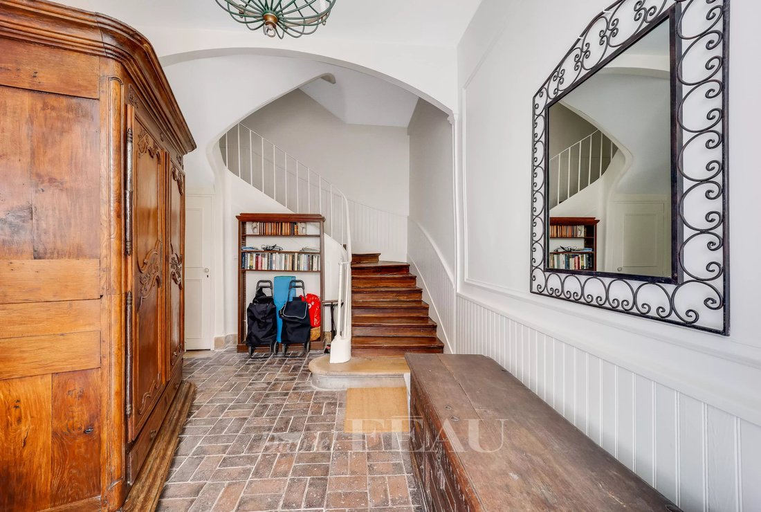 Townhouse in Notre Dame, Versailles, France 5 - 15791897