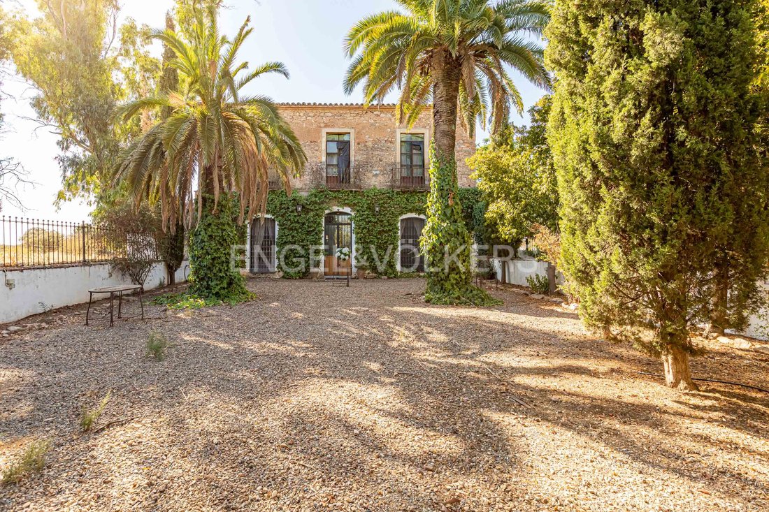Bienvenida, Extremadura, Spain 3 - 15793630