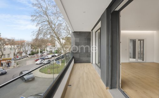 Apartment in Parede, Lisbon, Portugal 1