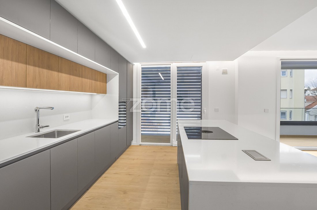 Apartment in Parede, Lisbon, Portugal 5 - 15376677
