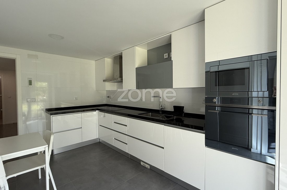 Apartment in Paco de Arcos, Lisbon, Portugal 2 - 15160220