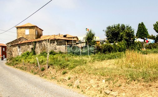 Land in Gulpilhares e Valadares, Porto District, Portugal 1