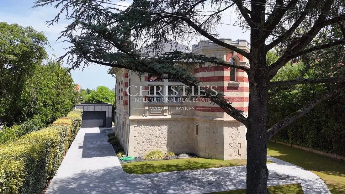 House in Bordeaux, Nouvelle-Aquitaine, France 2 - 15763869