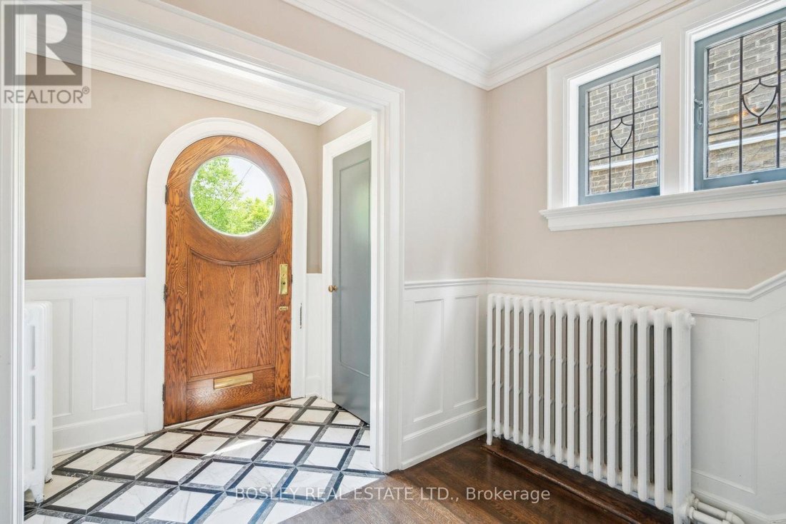 House in Toronto, Ontario, Canada 4 - 15794012