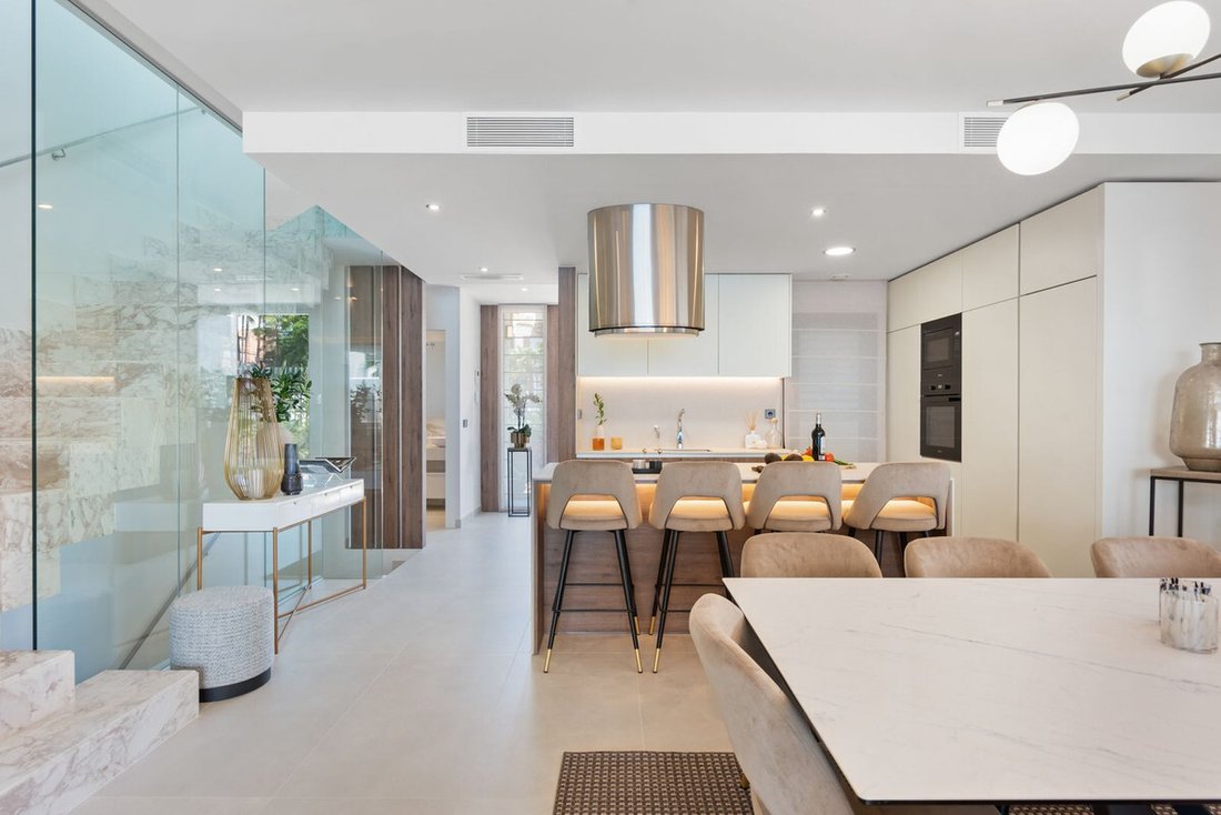 House in Puerto Banus, Marbella, Spain 4 - 15792210
