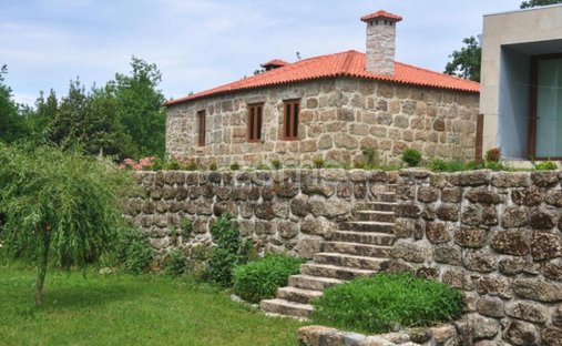 Finca in Ovoa e Vimieiro, Viseu District, Portugal 1