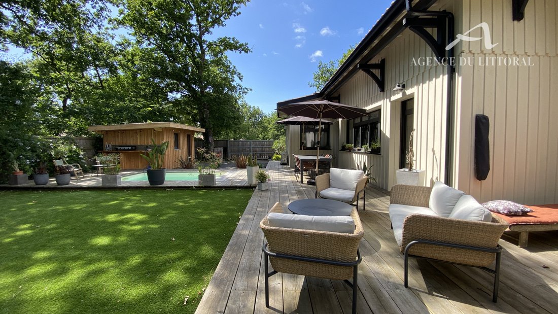 Villa in Nord Est, Andernos-les-Bains, France 2 - 15793266