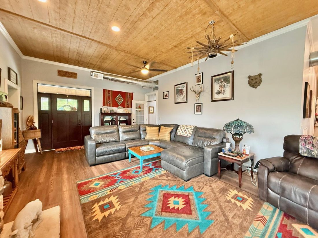 House in Cameron, West Virginia, United States 4 - 15795112