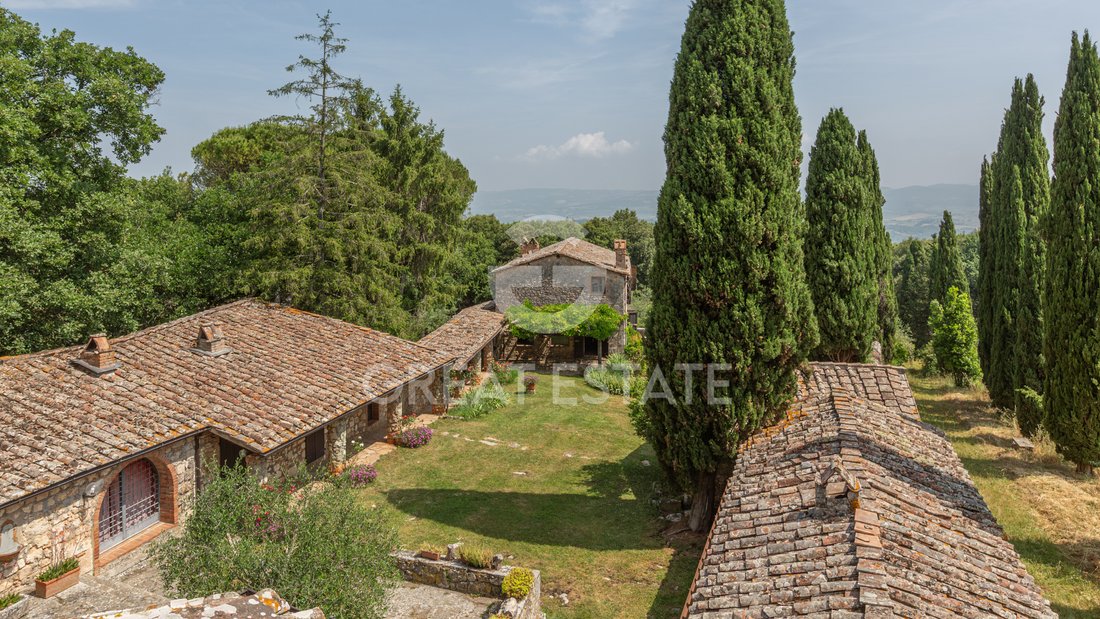 Estate in Monteriggioni, Tuscany, Italy 3 - 15711646