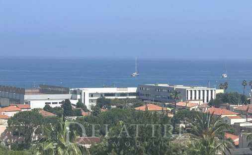 Apartment in Les Groules-Les Breguieres, Antibes, France 1