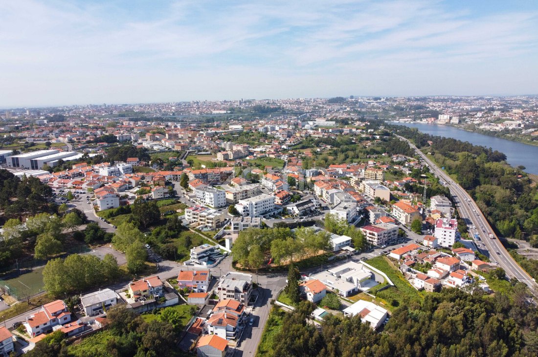 Land in Vilar de Andorinho, Porto District, Portugal 5 - 15615953