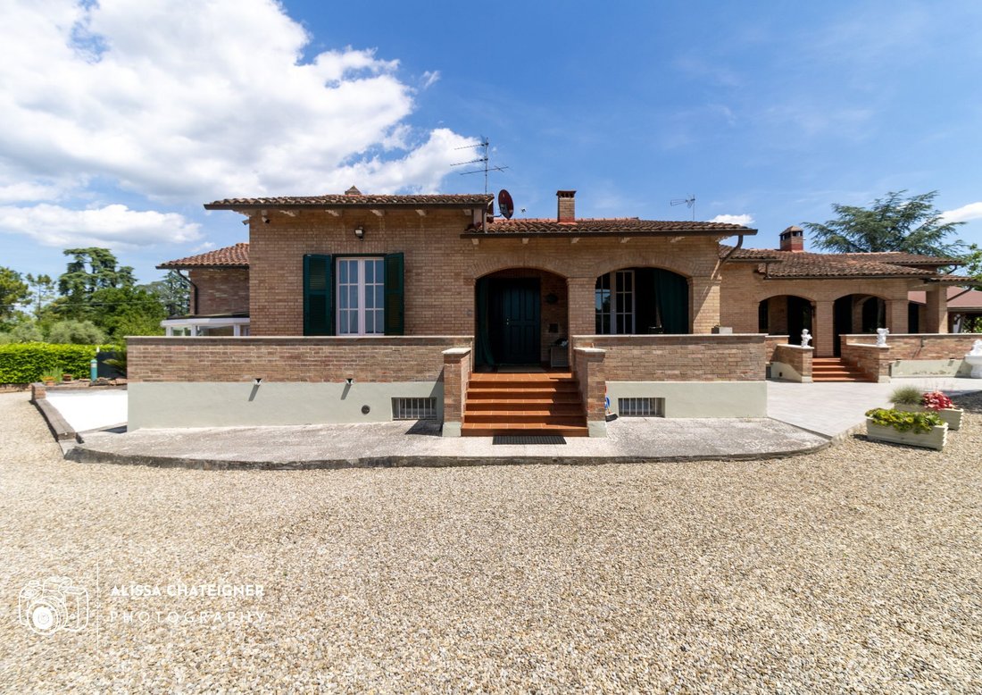 Country House in Castelnuovo Berardenga, Tuscany, Italy 1 - 15792641