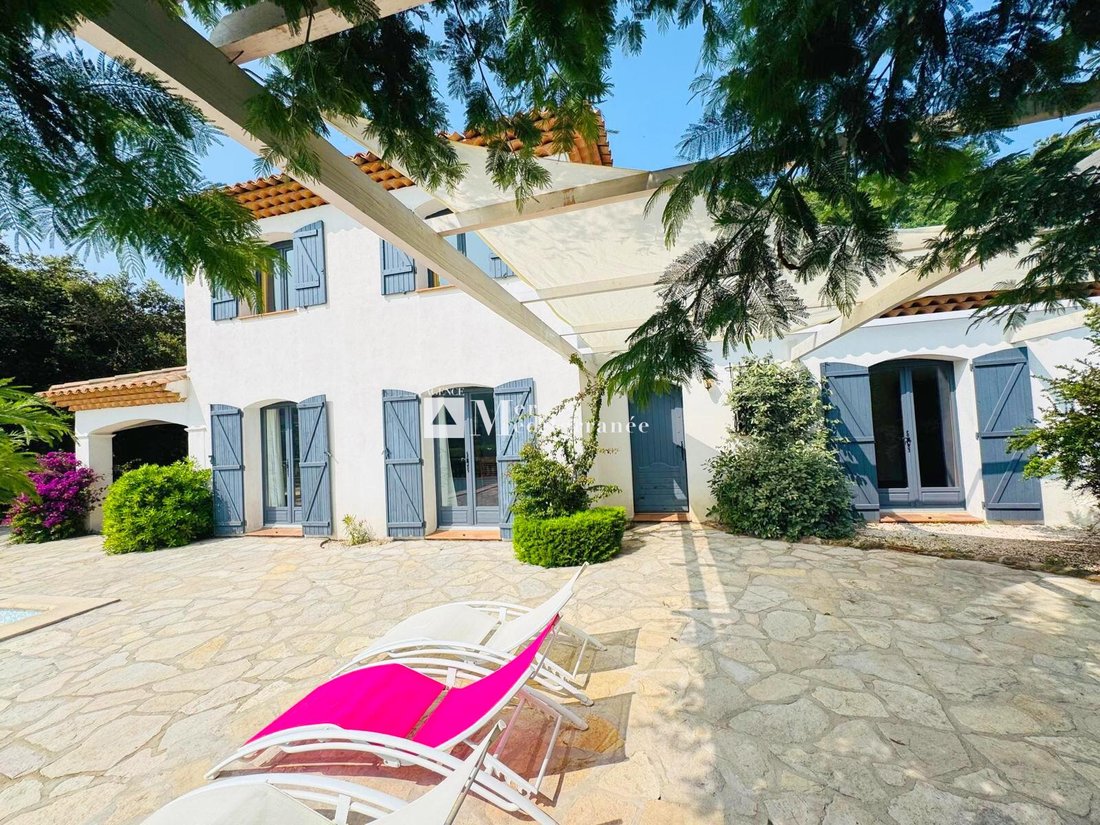 House in Les Issambres, Roquebrune-sur-Argens, France 2 - 15793190