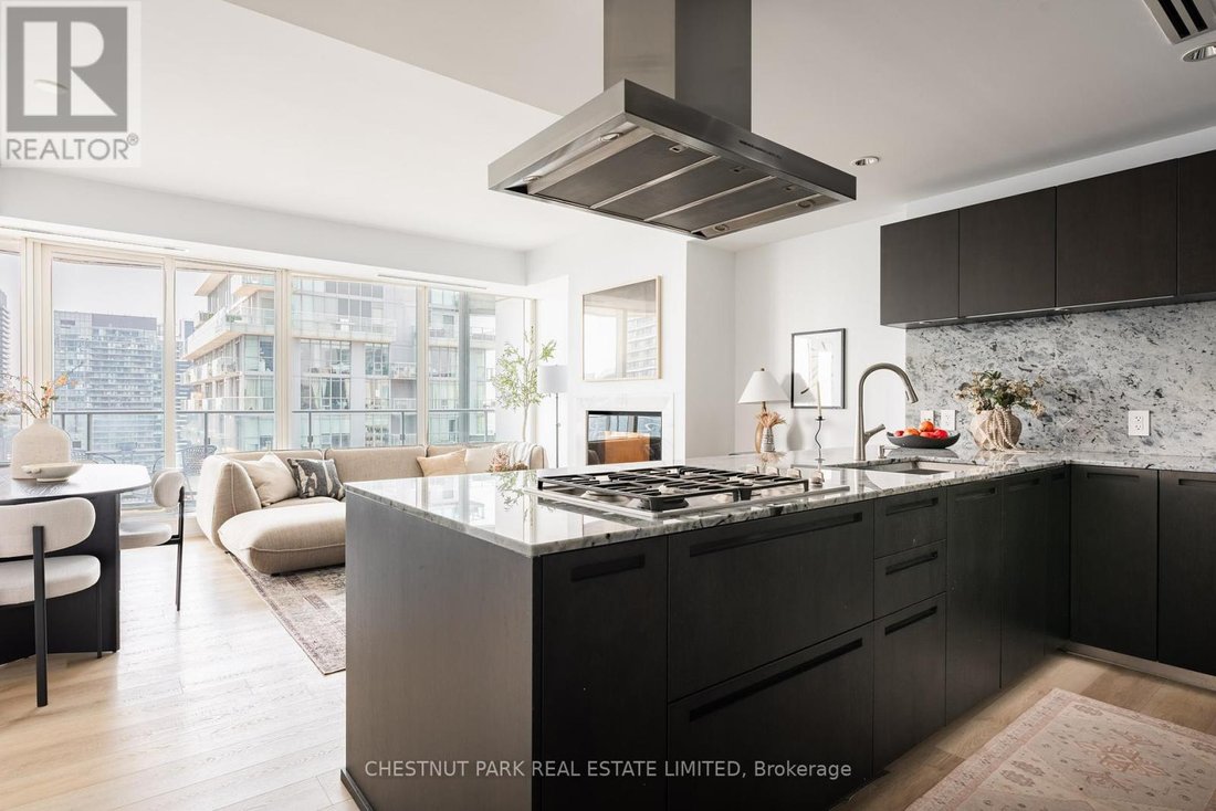 Apartment in Toronto, Ontario, Canada 5 - 15795319