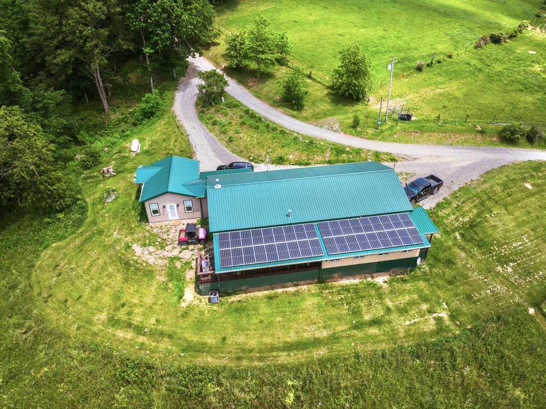 House in Cameron, West Virginia, United States 3 - 15795112