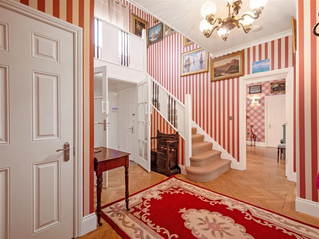 House in Selsdon, London Borough of Croydon, England 5 - 15793409