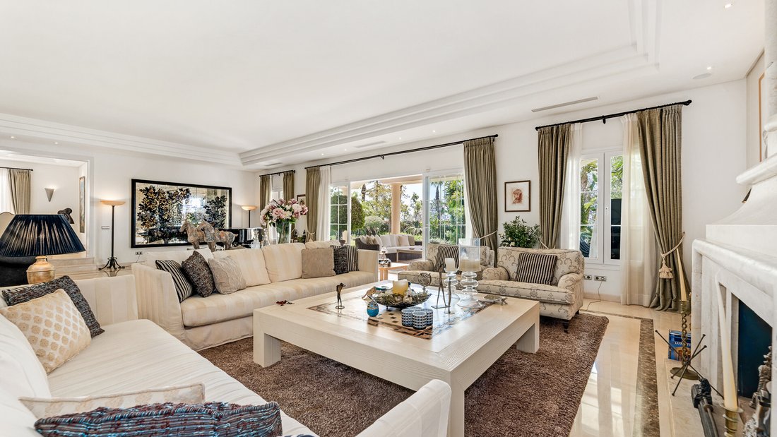 Villa in Sierra Blanca, Marbella, Spain 5 - 15793232