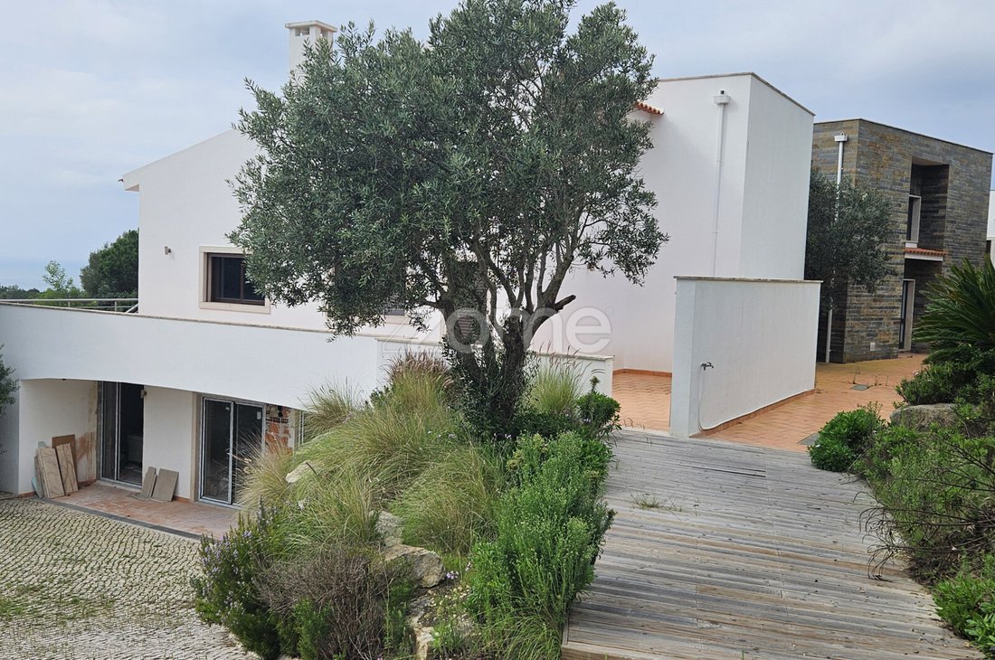 House in Cascais e Estoril, Lisbon, Portugal 1 - 14874940