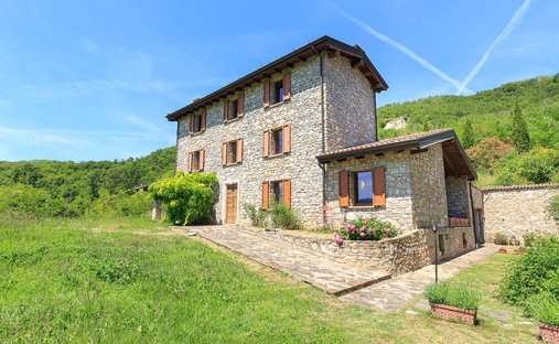 Casa de Campo en Travo, Emilia-Romaña, Italia 1