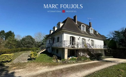 House in Nogent-Cassan, L'Isle-Adam, France 1