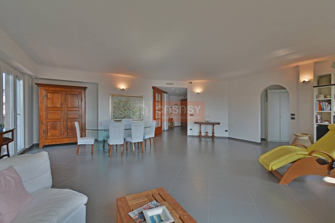 Apartment in Center, Albenga, Liguria 4 - 15793907
