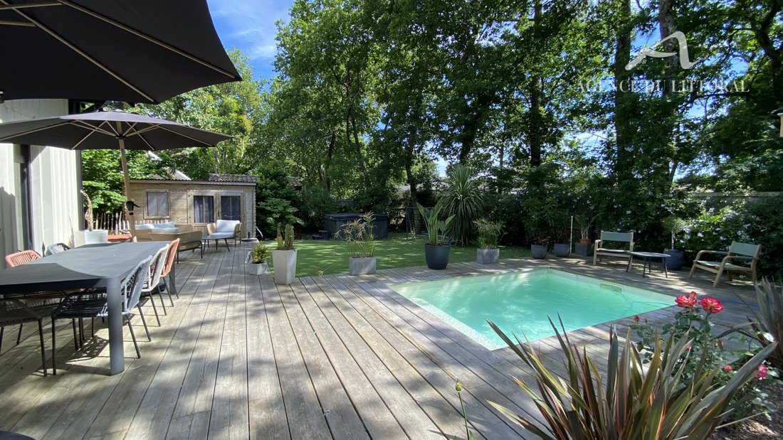 Villa in Nord Est, Andernos-les-Bains, France 3 - 15793266