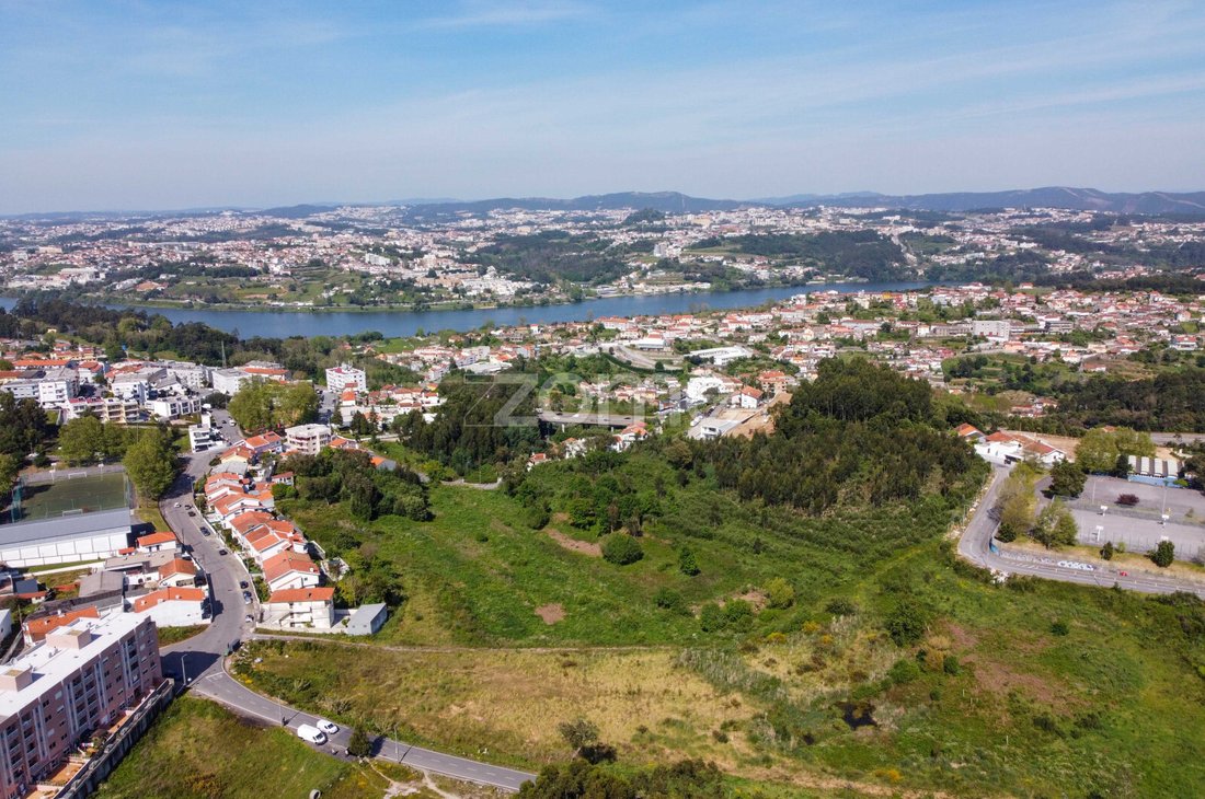 Land in Vilar de Andorinho, Porto District, Portugal 2 - 15615953