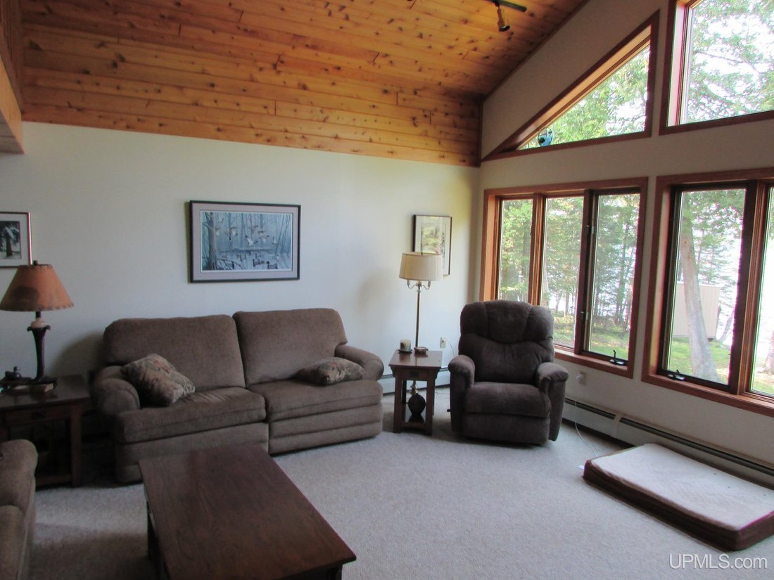 House in Skanee, Michigan, United States 4 - 15792963