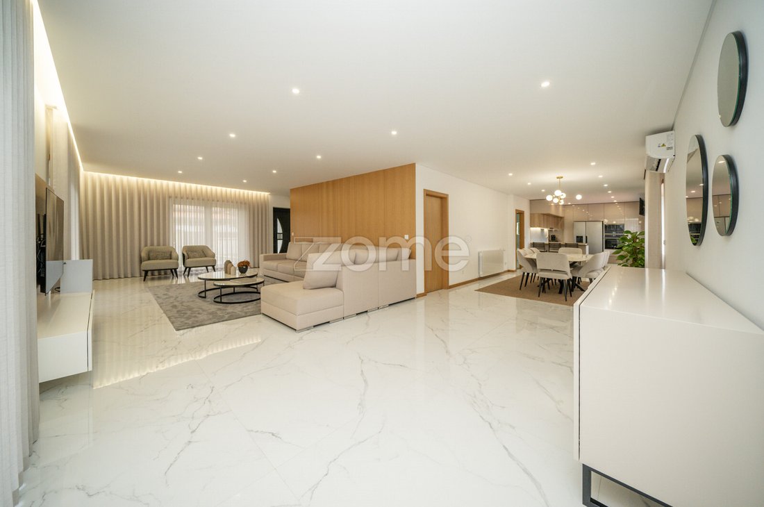 House in Vila Verde e Barbudo, Braga, Portugal 1 - 14966165
