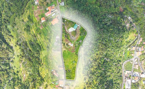 Land in Santa Cruz, Madeira, Portugal 1