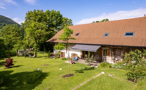 House in Naves-Parmelan, Auvergne-Rhône-Alpes, France 1