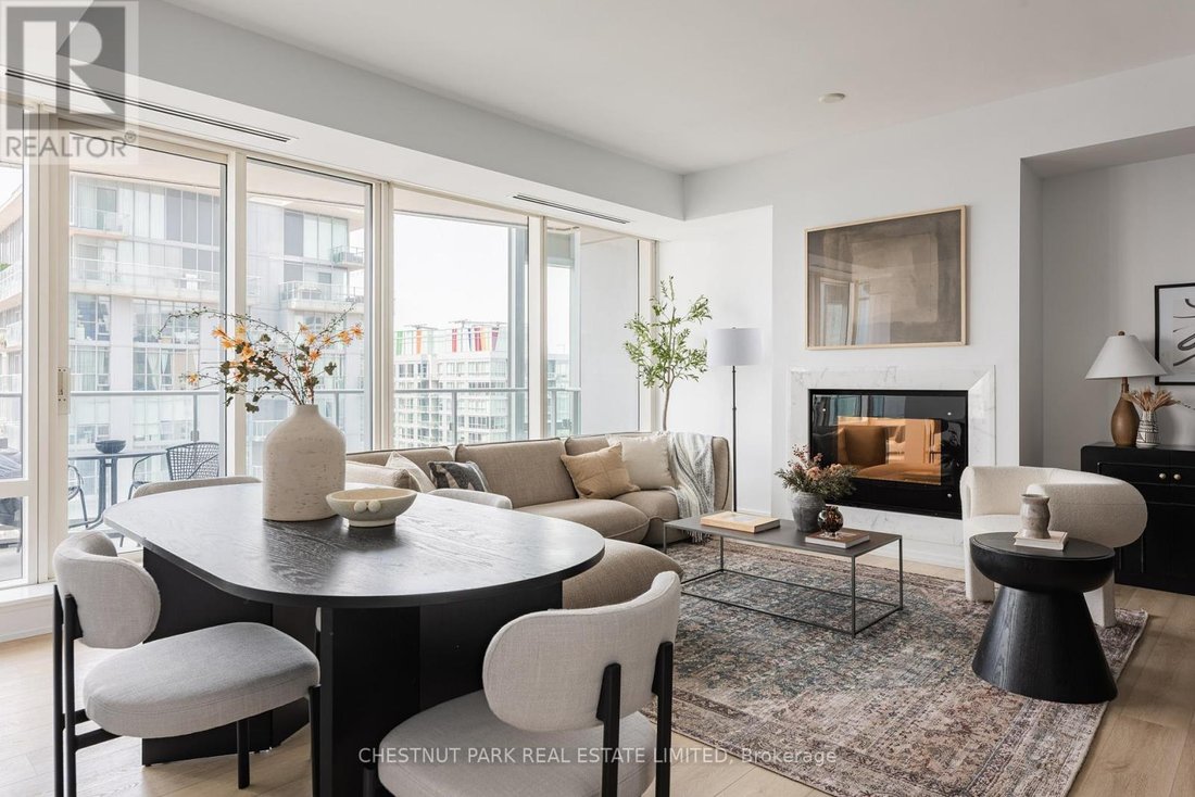 Apartment in Toronto, Ontario, Canada 1 - 15795319