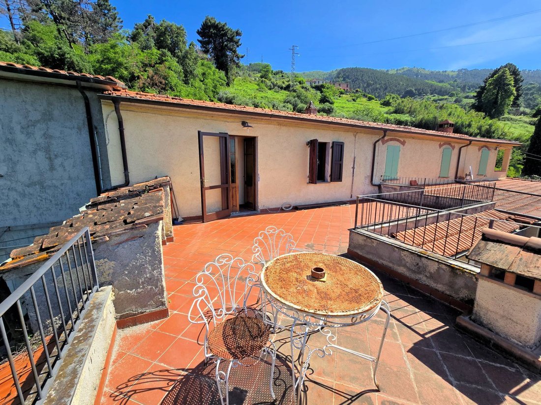 House in Pietrasanta, Tuscany, Italy 5 - 15793914