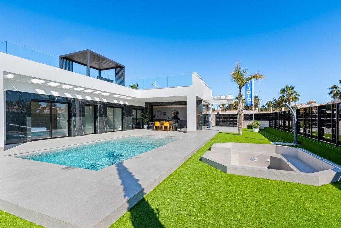 Villa in Algorfa, Valencian Community, Spain 1 - 15274660
